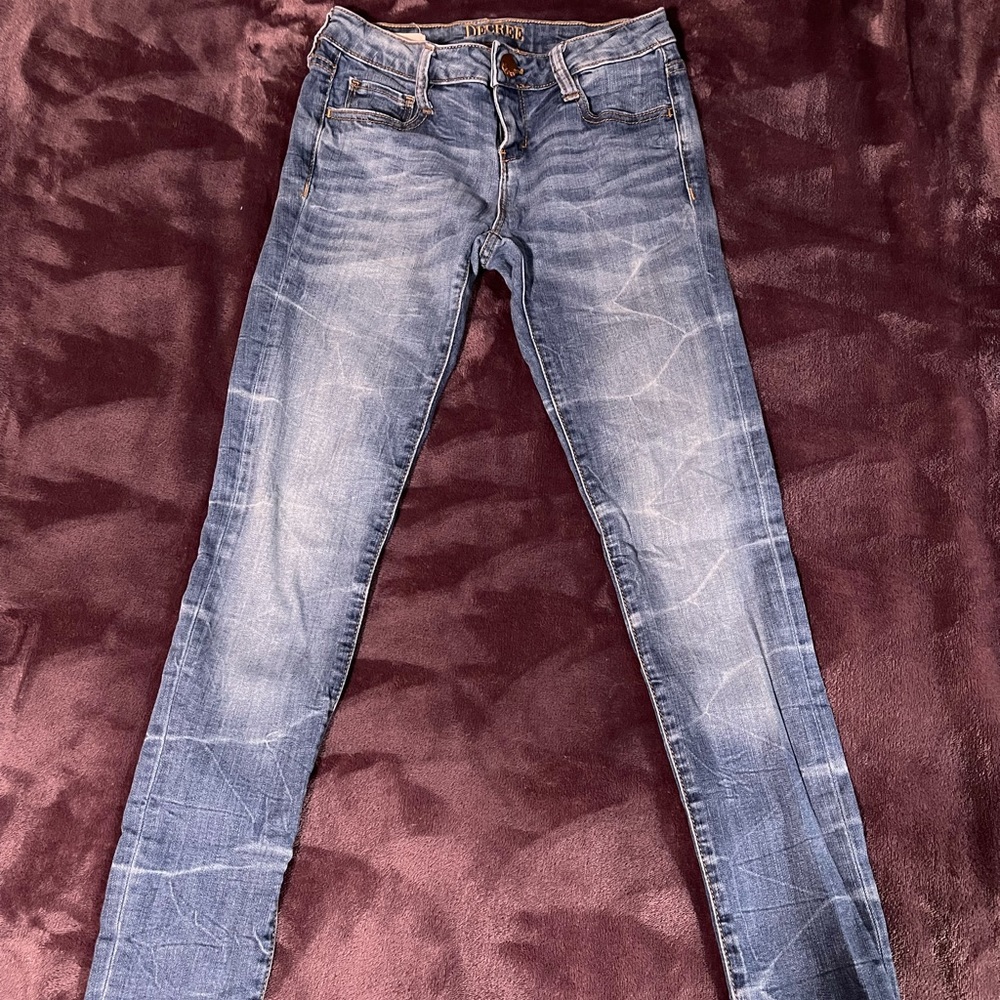 Decree Low-Rise Skinny Jeans EUC